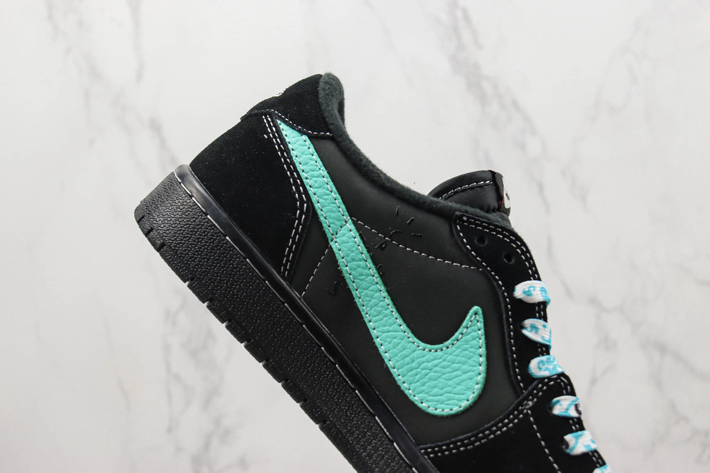 Jordan 1 Low x Travis Scott x Fragment "Tiffany Phantom"