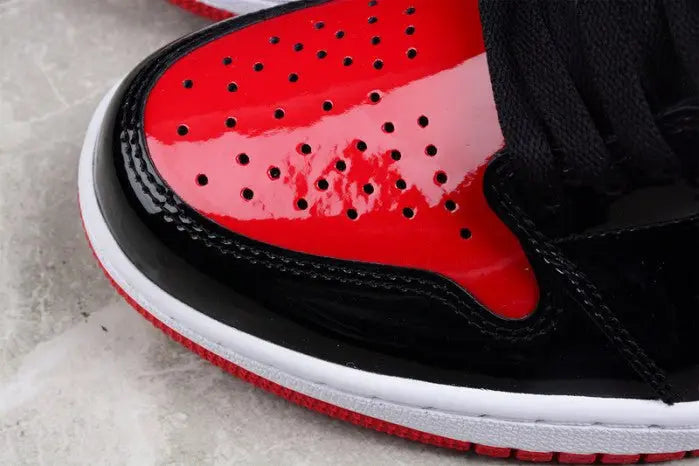 Jordan 1 High OG "Patent Bred"