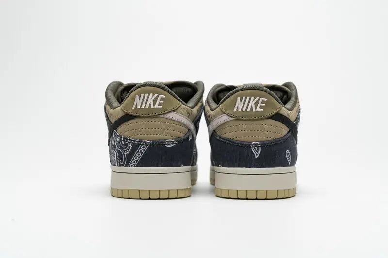 Nike SB Dunk Low "Travis Sc0tt"