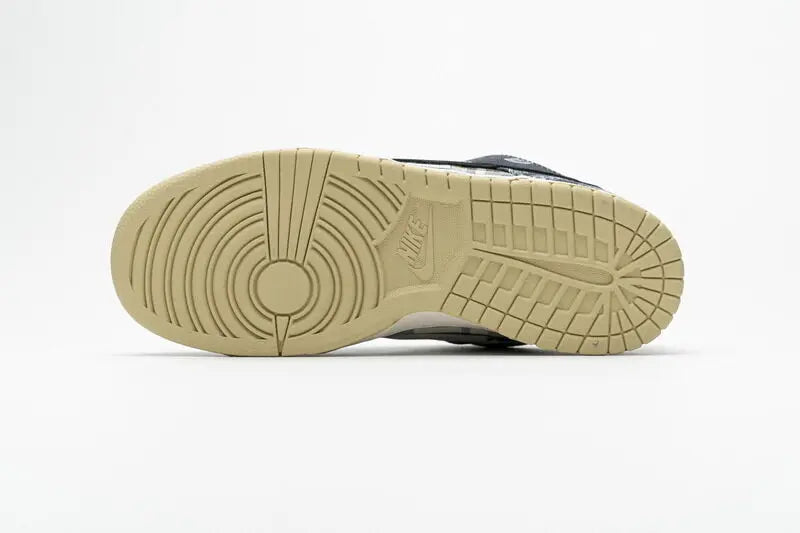 Nike SB Dunk Low "Travis Sc0tt"