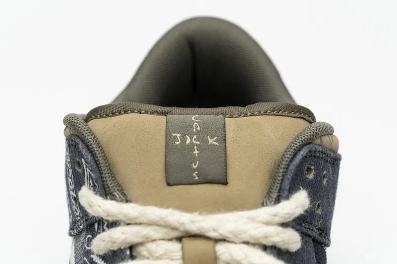 Nike SB Dunk Low "Travis Sc0tt"