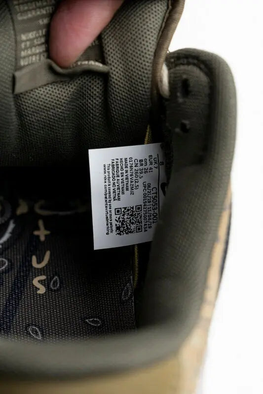 Nike SB Dunk Low "Travis Sc0tt"