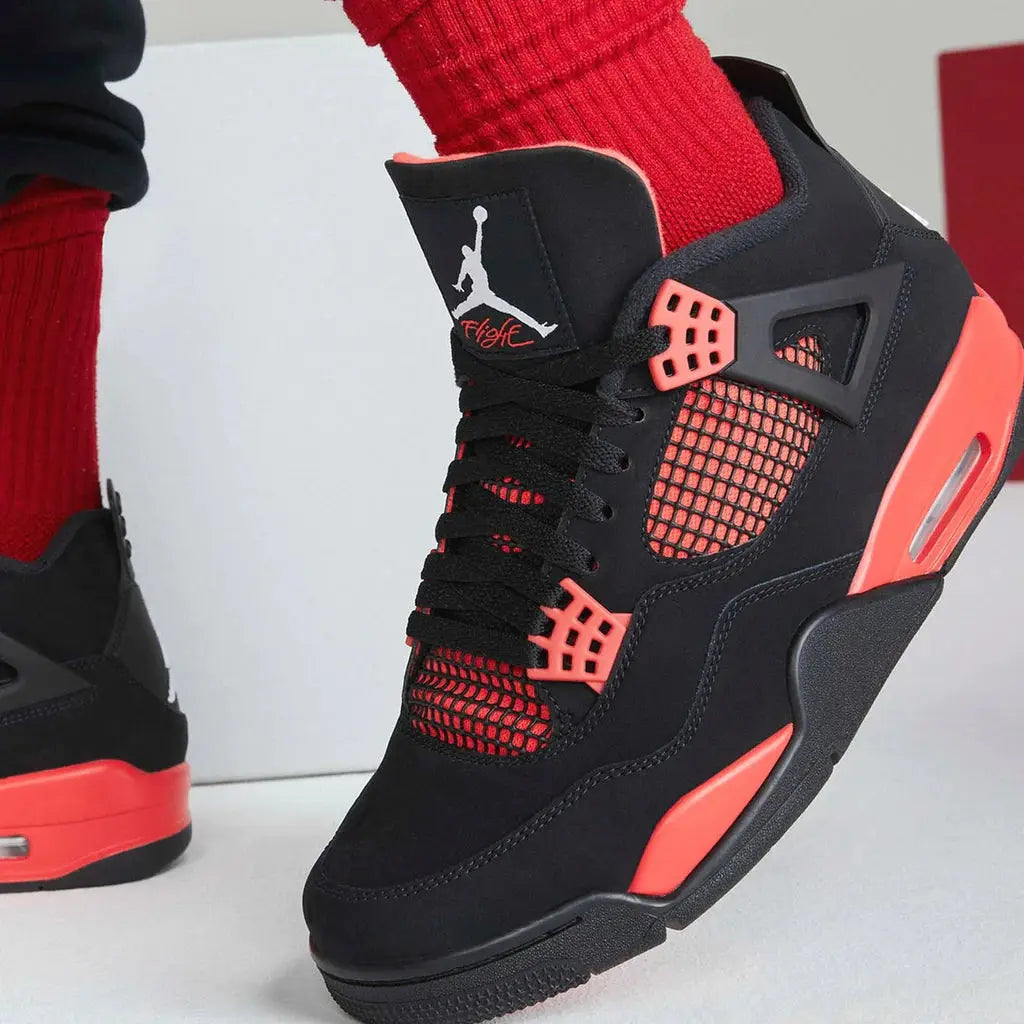 Jordan 4 Retro "Red Thunder"